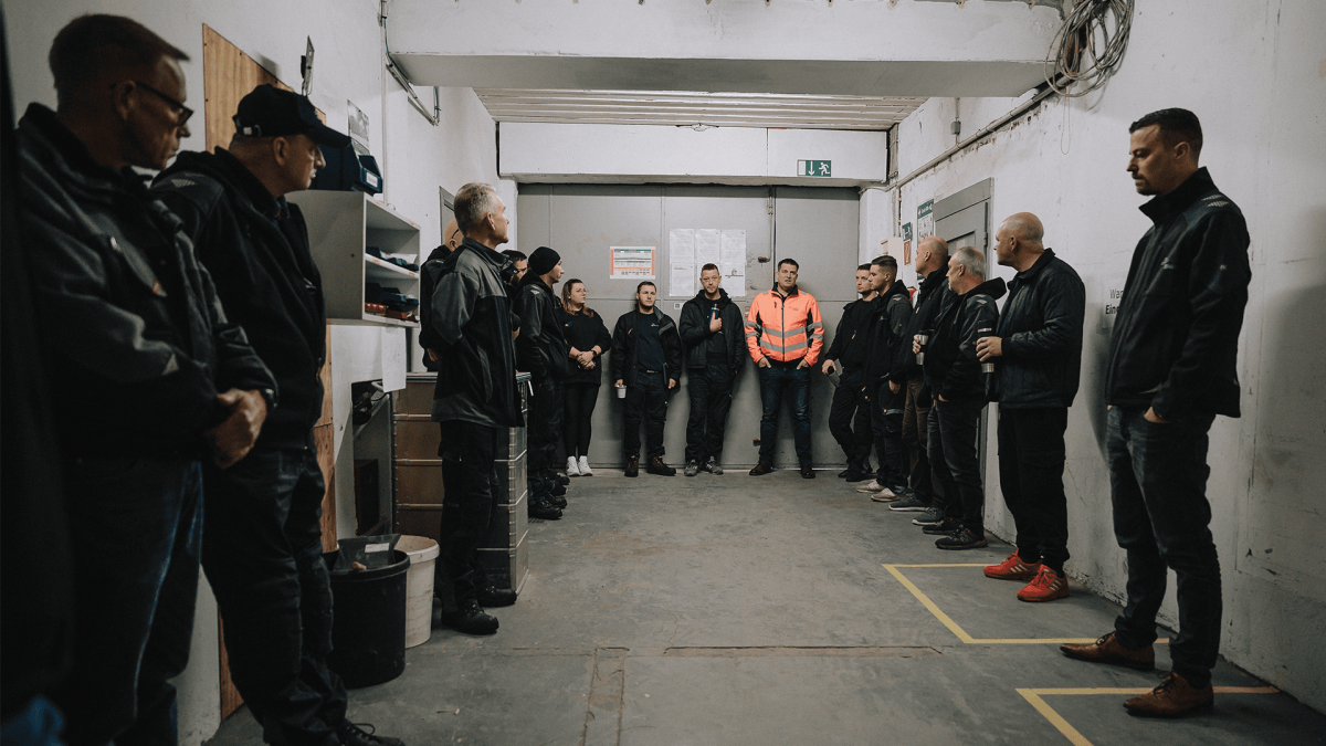 Our service technic team at their morning meeting